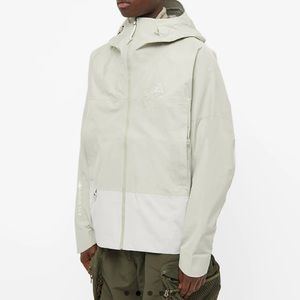 Nike ACG GoreTex StormFit ‘Chain of Craters’ Windbreaker Jacket